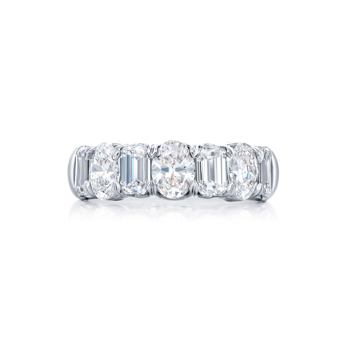 【R&B】Diamond D - Straight Up Platinum Emerald-Cut and Oval Diamond Single-Row Band – CD Peacock
