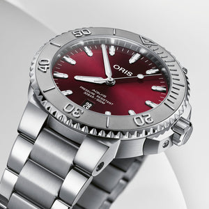 Oris Aquis Date Relief 41.5 mm - 01 733 7766 4158-07 8 22 05PEB