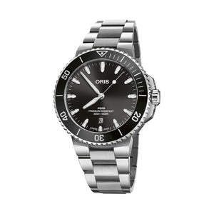 Oris Aquis Date 43.5 mm - 01 733 7789 4154-07 8 23 04PEB