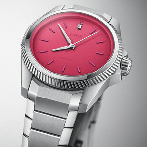 Oris ProPilot X Miss Piggy Edition 34 mm - 01 531 7796 4158-07 8 17 05LC
