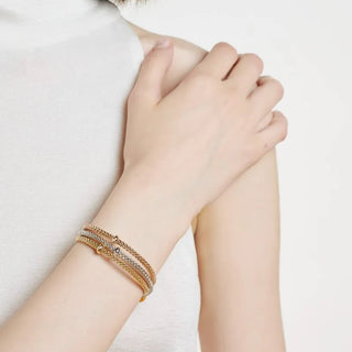 Flexible Bracelet Entirely Made Of 18 Carat Gold with Gold Rondel thumbnail