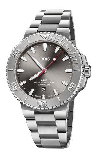 Oris Aquis Date Relief 43.50 mm - 01 733 7789 4153-07 8 23 04PEB thumbnail
