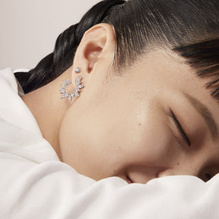 Three-Prong Stud Earrings thumbnail