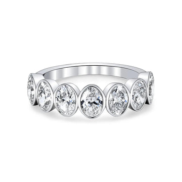 18K White Gold 7-Stone Diamond Band - F189B8