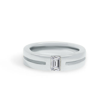 Gold Coast Single Emerald Diamond Wedding Band