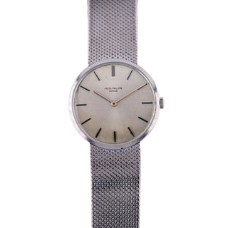 Vintage Patek Philippe 18K White Gold Calatrava thumbnail