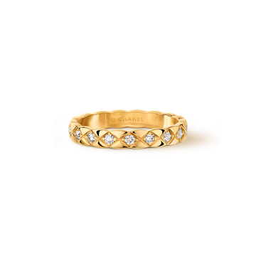 CHANEL Coco Crush Ring – Yellow Gold with Diamond - Image 1