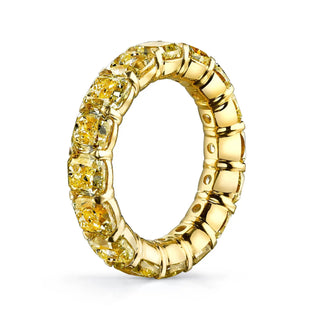 18K Yellow Gold Diamond Ring thumbnail
