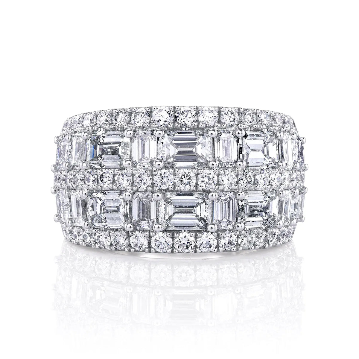 18K White Gold 5-Row Band with Alternating Emeralds, 4.35ct G-H, VS