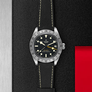 Tudor Black Bay Pro - 39mm steel case, Hybrid rubber and leather strap - M79470-0003 thumbnail