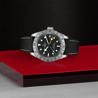 Tudor Black Bay Pro - 39mm steel case, Hybrid rubber and leather strap - M79470-0003 thumbnail