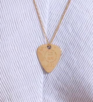 18K Yellow Gold Guitar Pick Pendant thumbnail