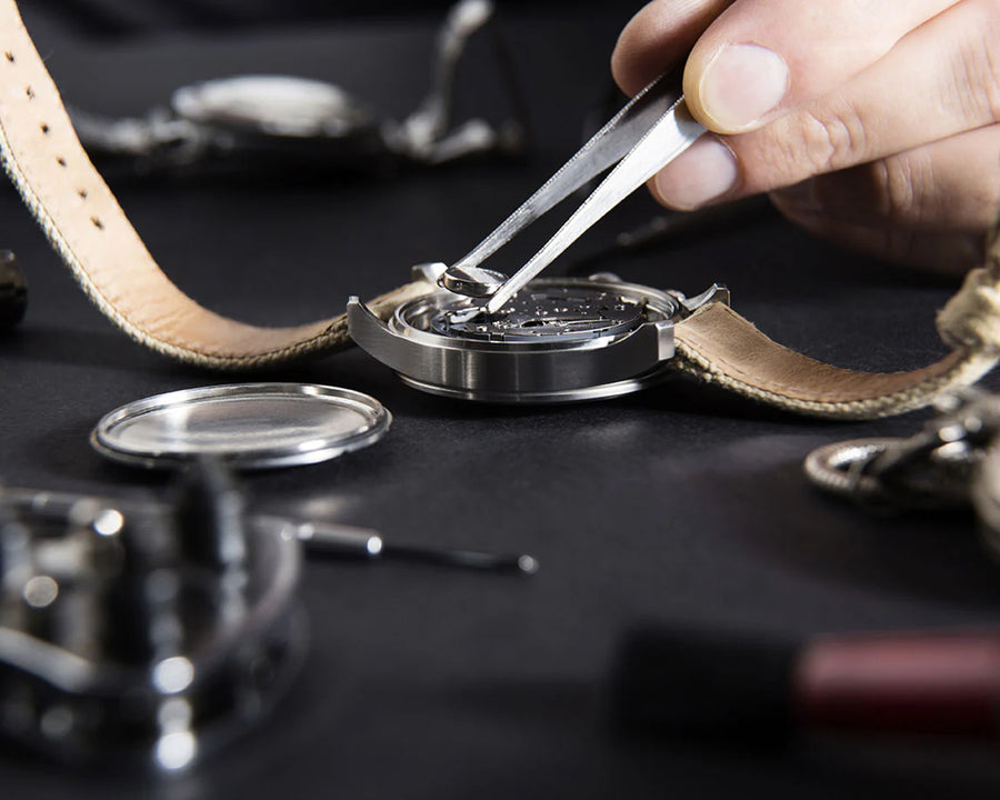 Pre-Owned Watch Purchasing And Servicing