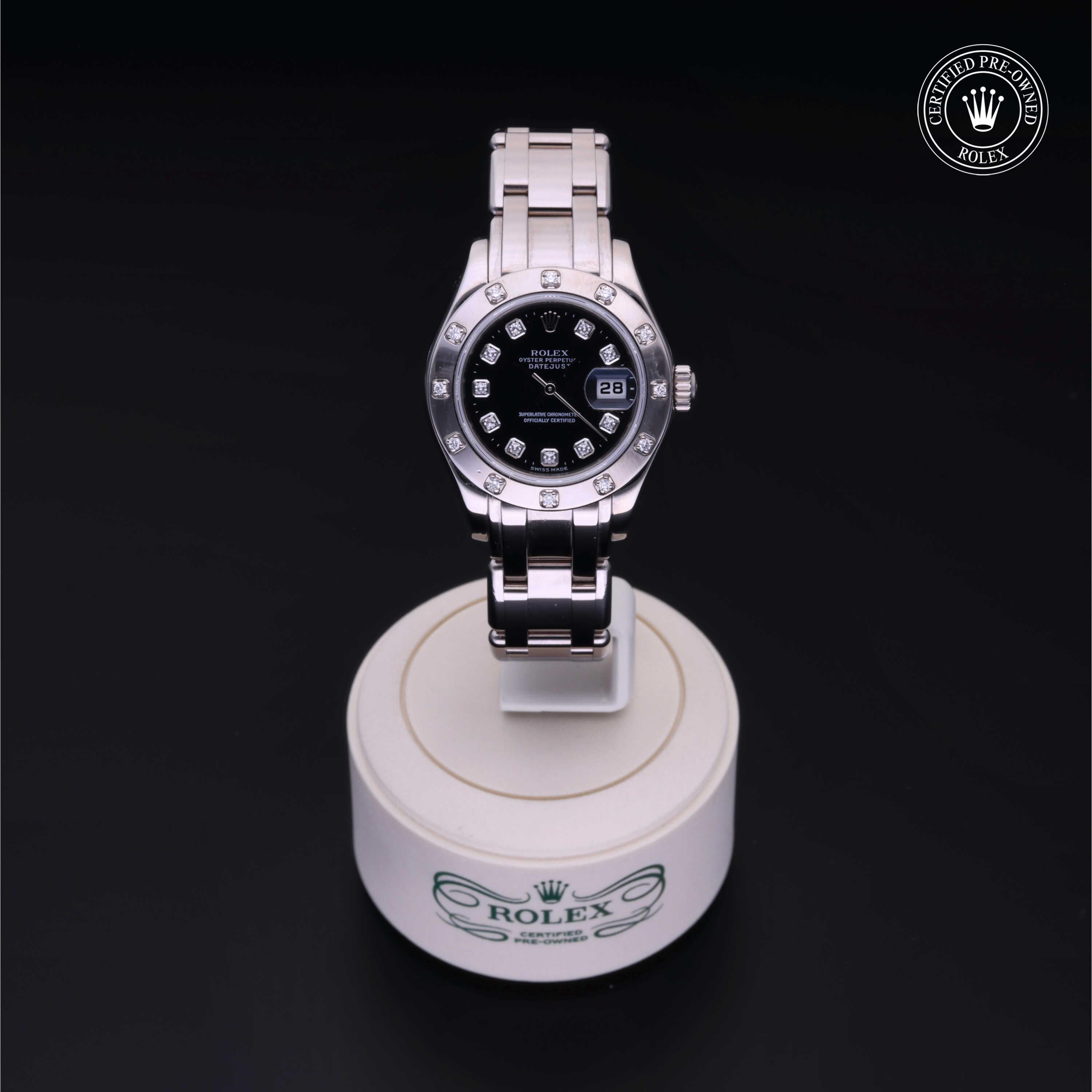 Oyster Perpetual Pearlmaster 29