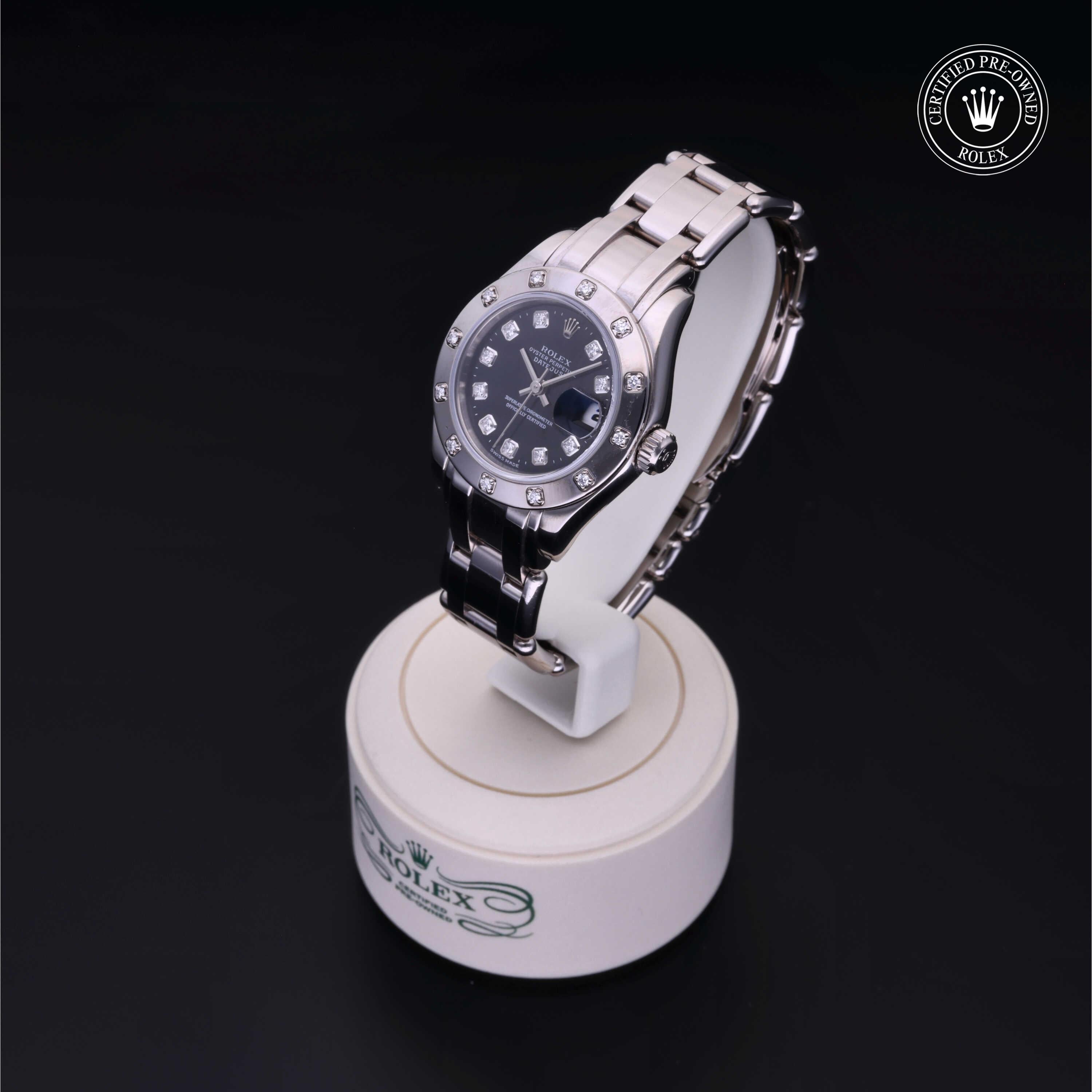 Oyster Perpetual Pearlmaster 29
