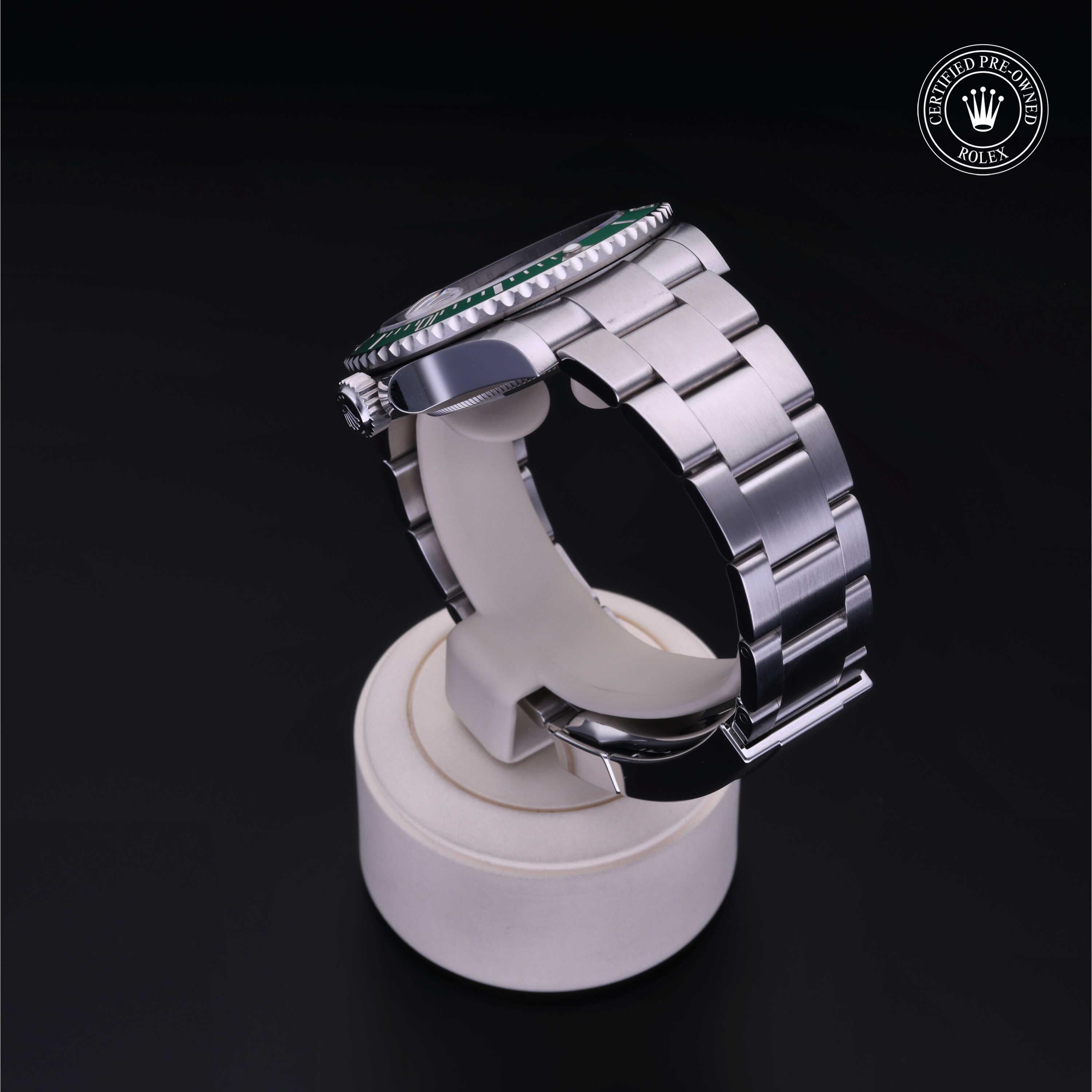 Oyster Perpetual Submariner Date