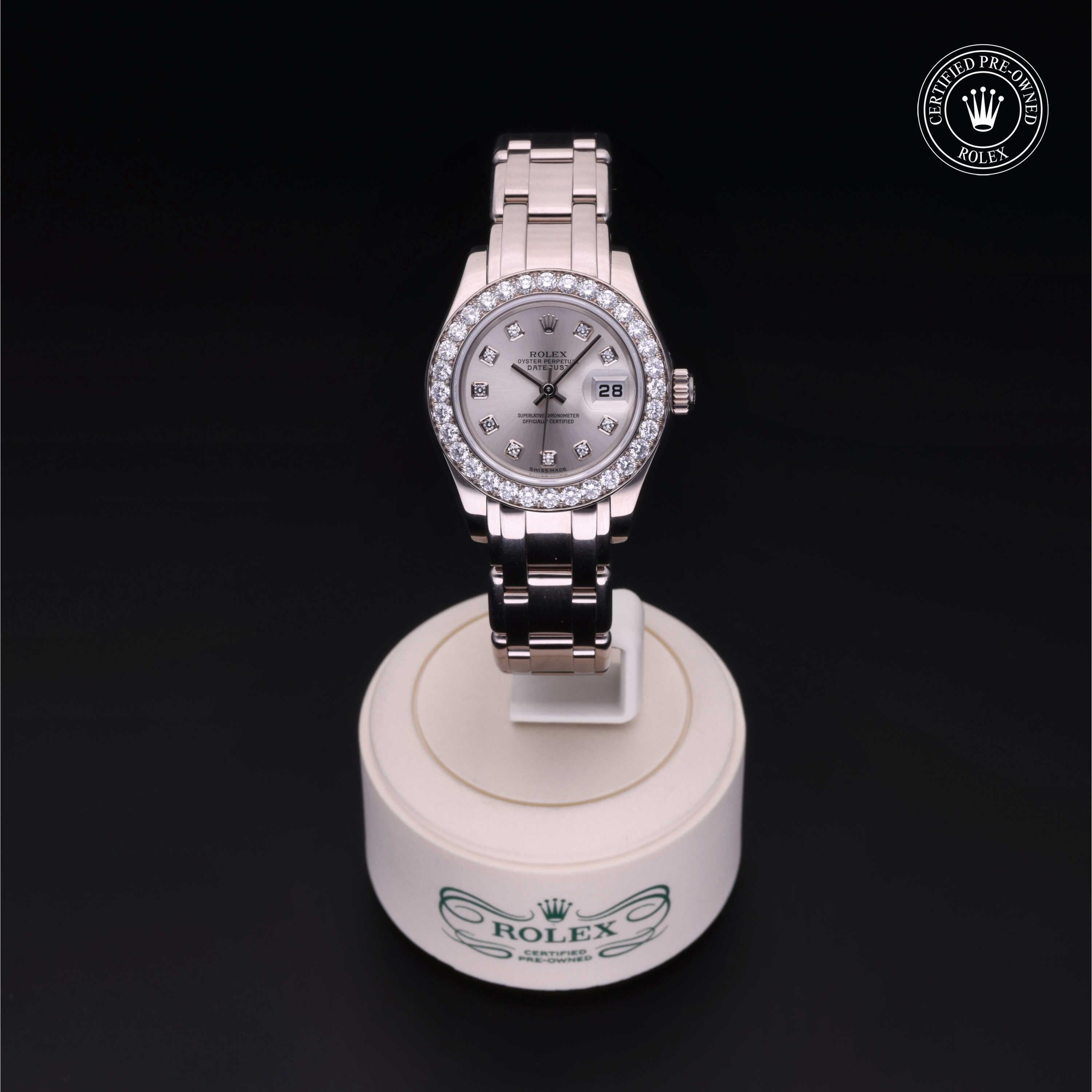 Oyster Perpetual Pearlmaster 29