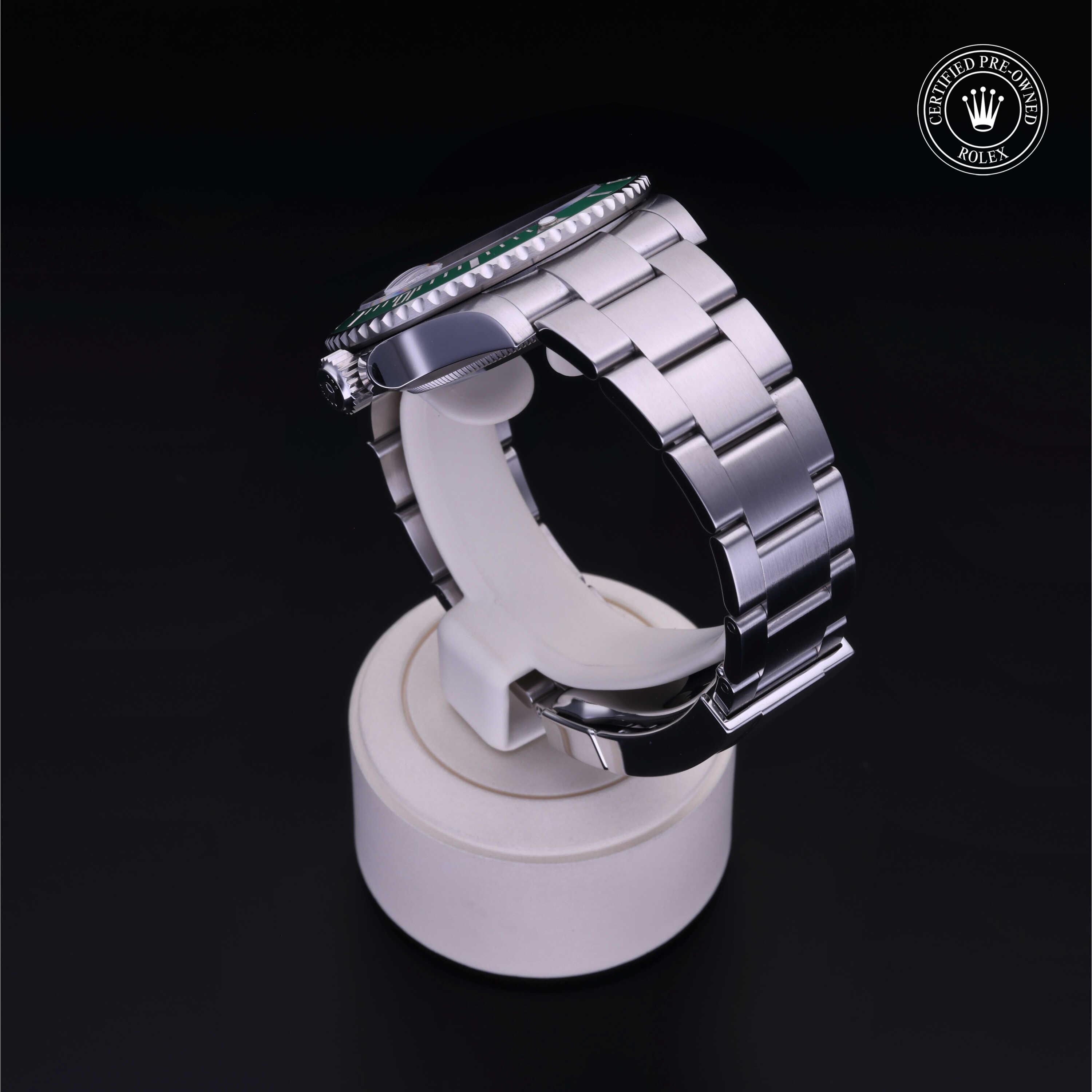Oyster Perpetual Submariner Date