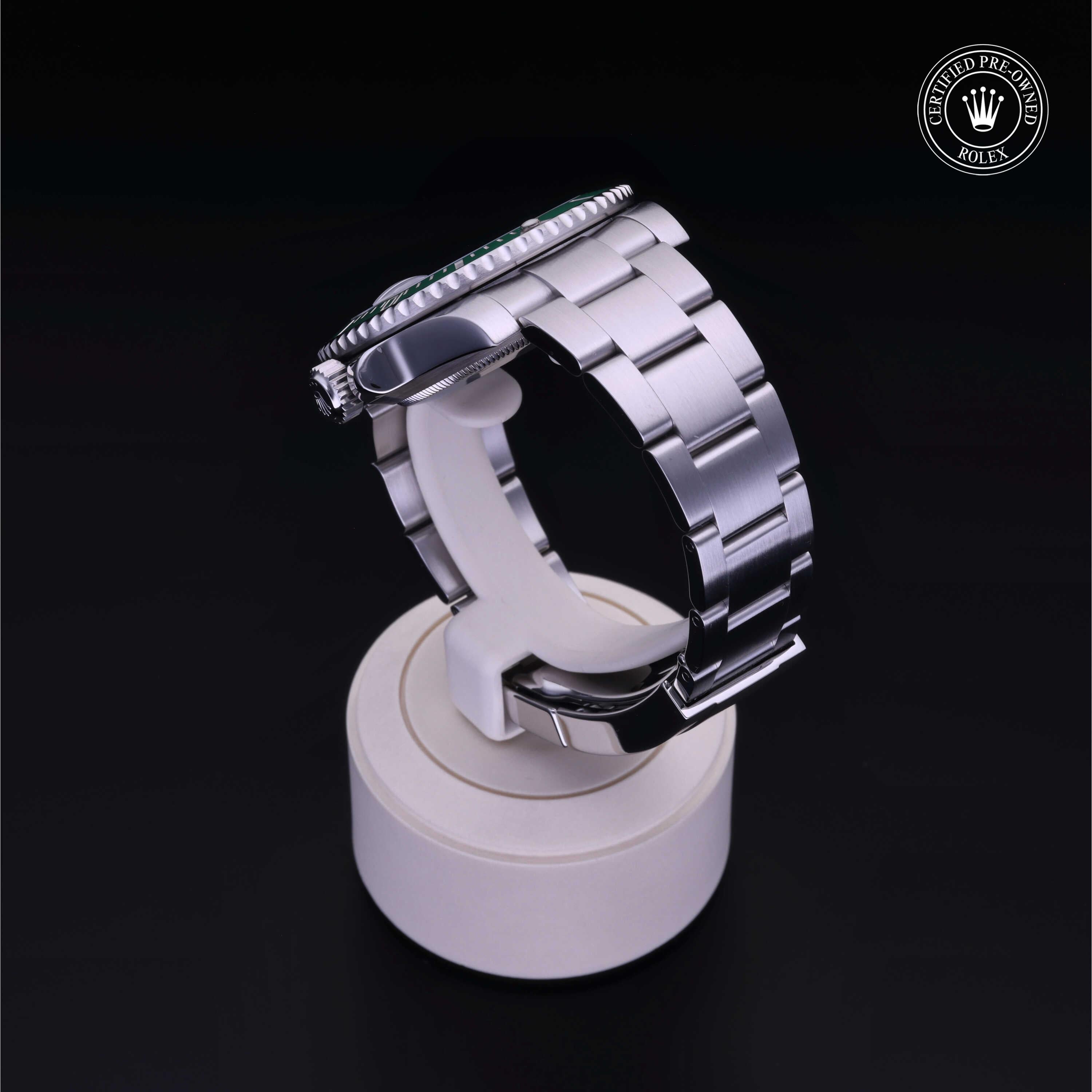 Oyster Perpetual Submariner Date