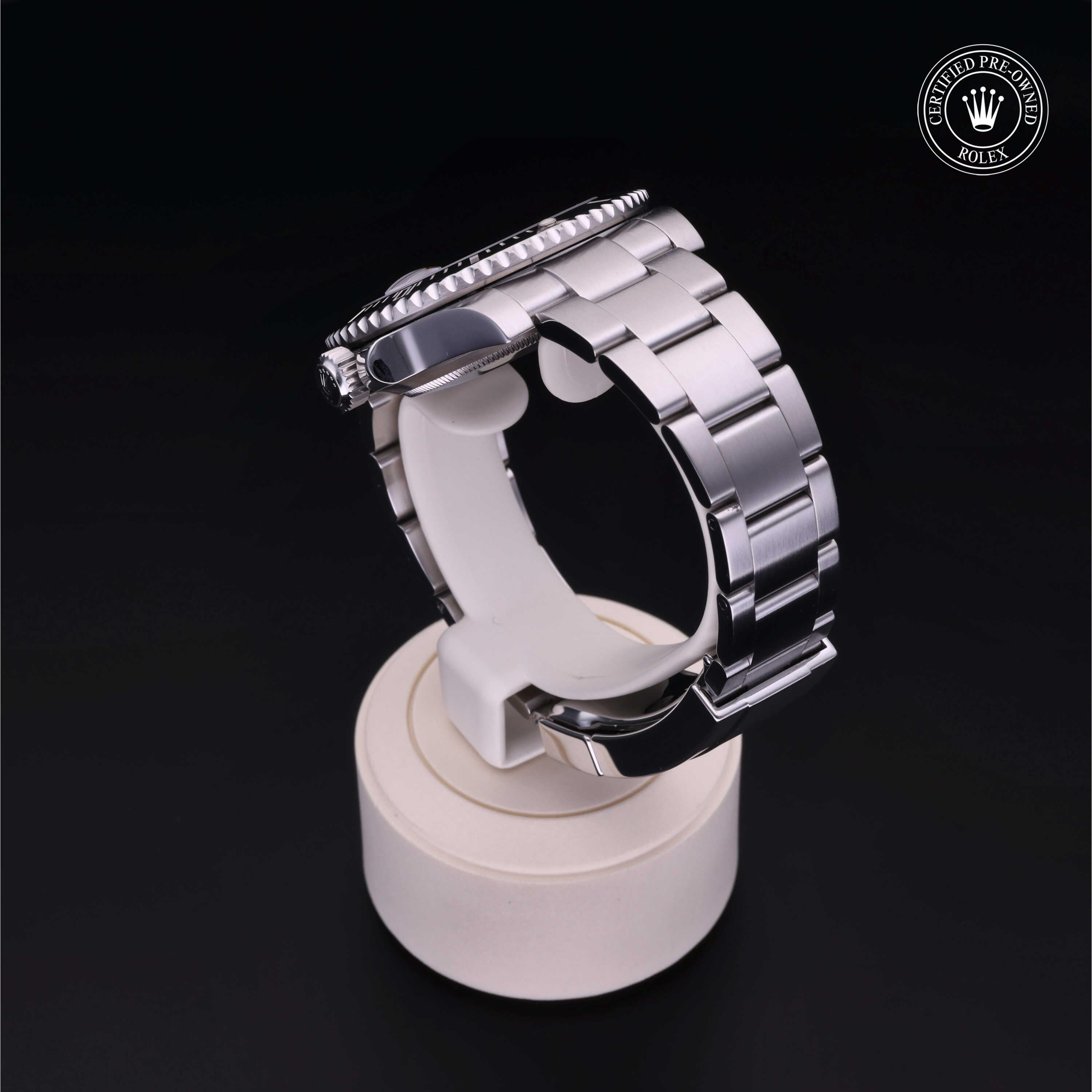 Oyster Perpetual Submariner Date