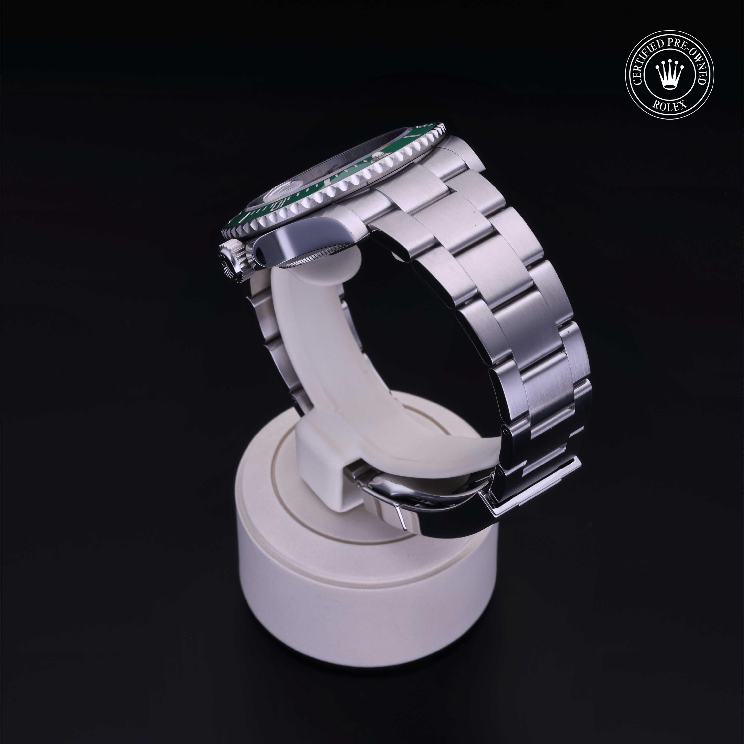 Oyster Perpetual Submariner Date
