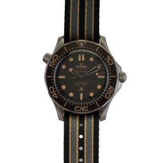Omega Seamaster 300M 007 Edition 'No Time To Die' thumbnail