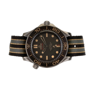 Omega Seamaster 300M 007 Edition 'No Time To Die' thumbnail