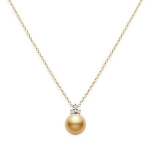 Classic Golden South Sea Cultured Pearl Pendant in 18K Yellow Gold with Diamond
