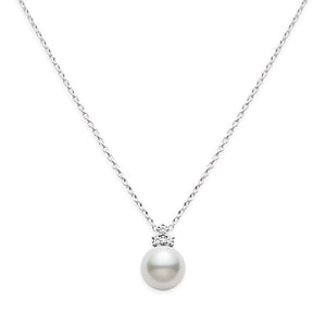 Classic White South Sea Cultured Pearl Pendant in 18K White Gold with Diamond