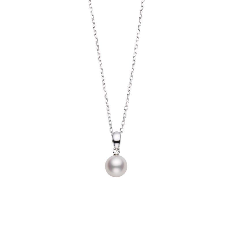 Akoya Cultured Pearl Pendant in 18K White Gold