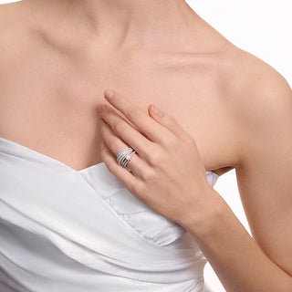 Vela Solitaire Ring with Diamond Band thumbnail